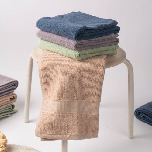 Fine-Ribbed-Stack